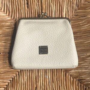 DOONEY & BOURKE Pebble Leather frames Kisslock Coin Purse Ivory & Gold Accents